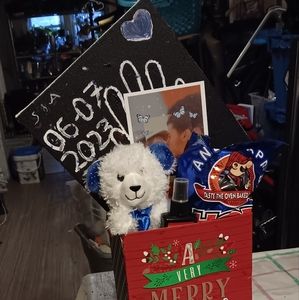 Hand made gifts for anyone just tell me what u want on them I make customs